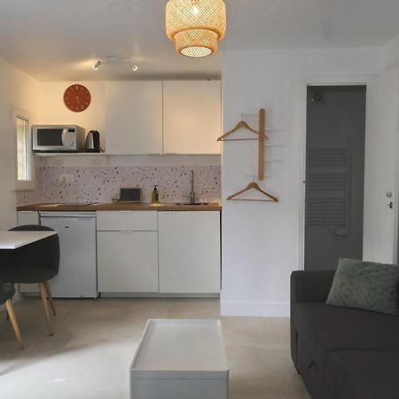 Studio Independant Avec Jardin Bouc-Bel-Air Exteriér fotografie